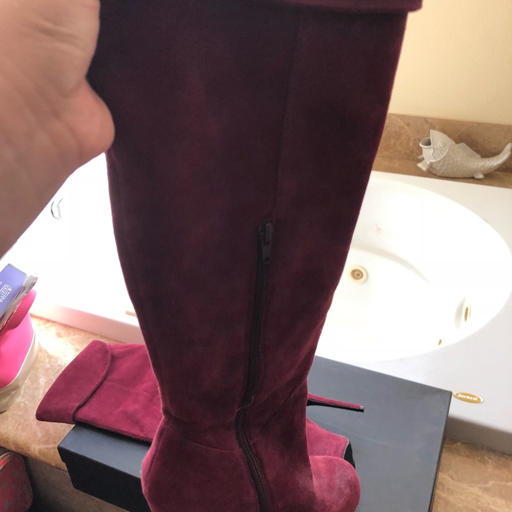 ✨ Burgundy Red Aldo Knee Boots 👢 - Picture 5 of 7